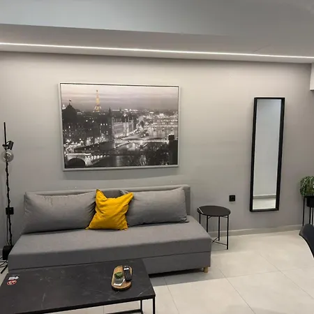 8 Apartment *