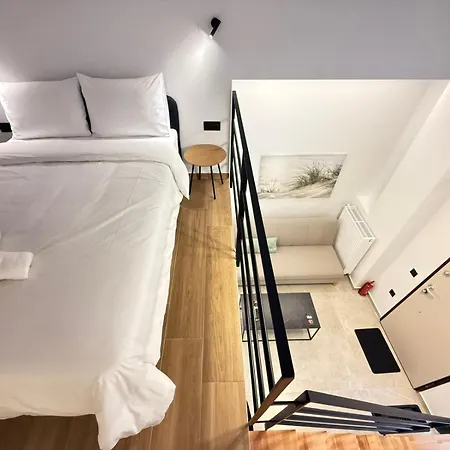 8 Thessaloniki