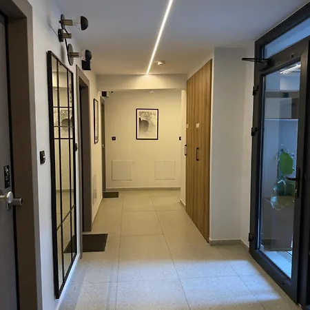 8 Apartment *
